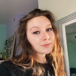 Meet your Posher, Madeline